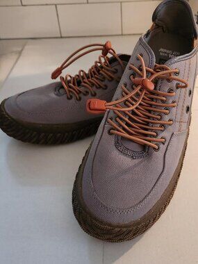 Hybrid Green Label Men's Lethal Adventure Sneaker US Size 10 New